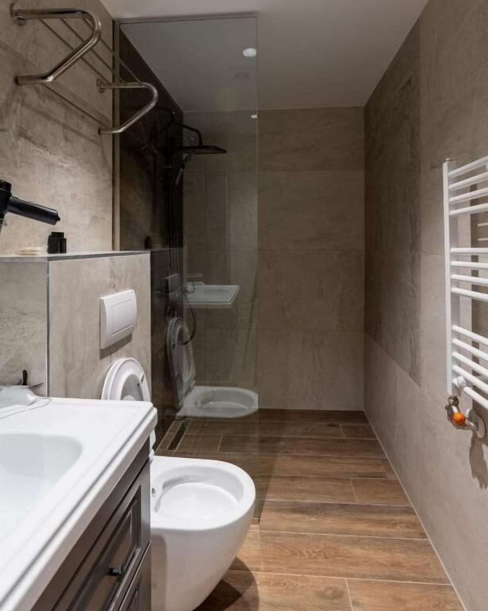 Standard Double Room, Balcony | Bathroom | Designer toiletries, hair dryer, towels, soap