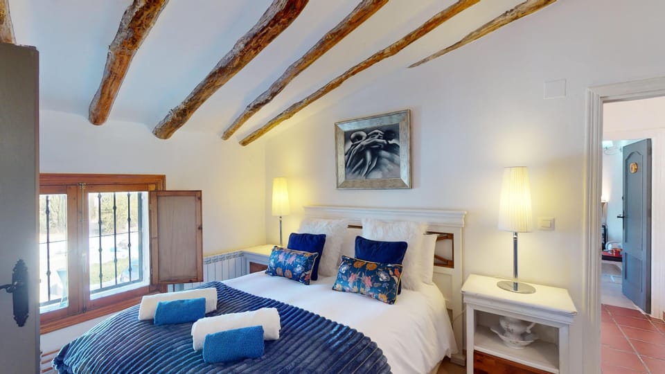 Double Room, Garden View | Iron/ironing board (on request), WiFi (free)