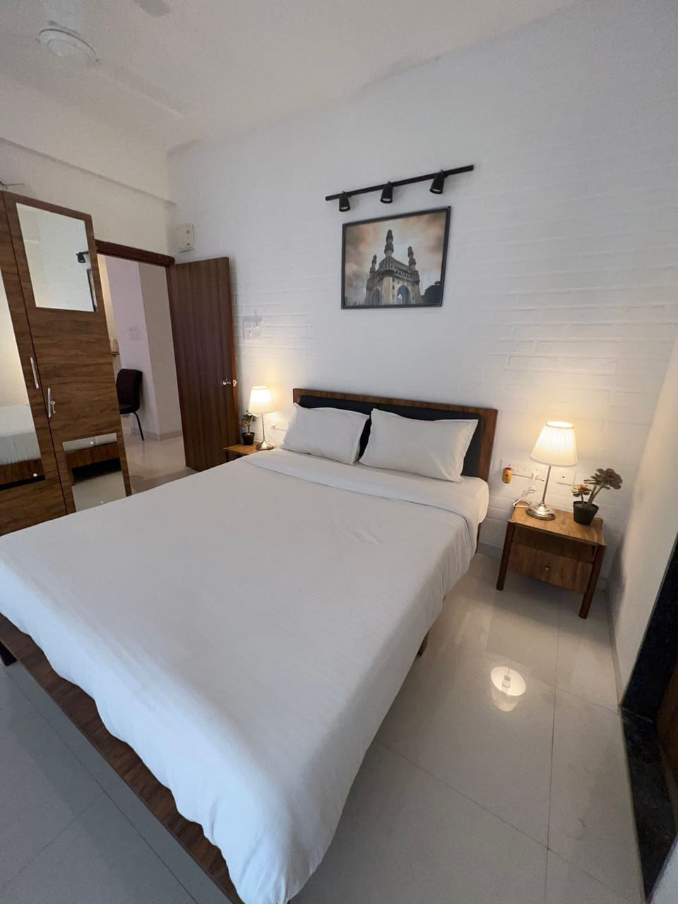 Resort Room with Bath Tub | WiFi (free)
