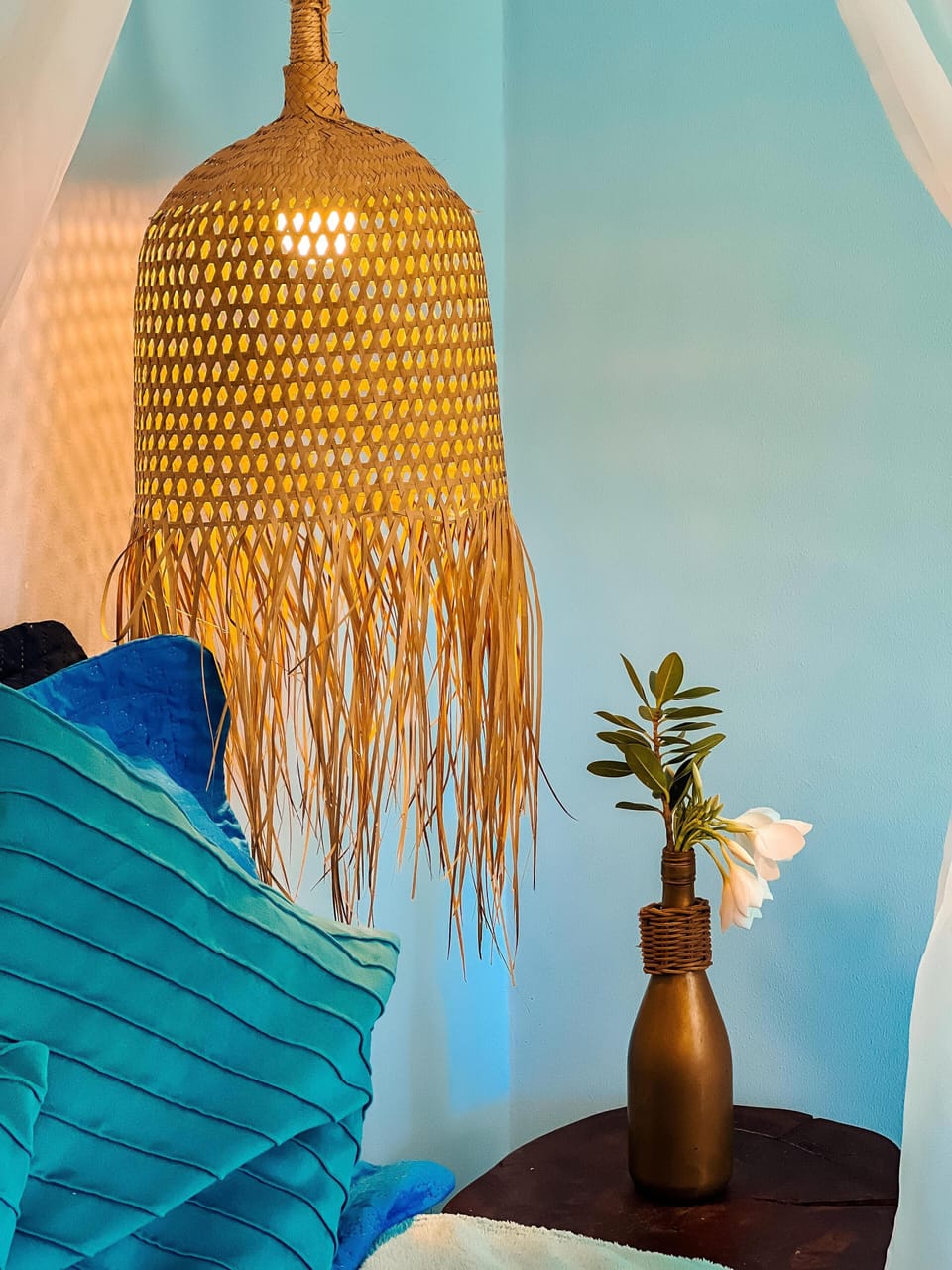 Deluxe Suite, Sea View | 1 bedroom, in-room safe, individually decorated, free WiFi