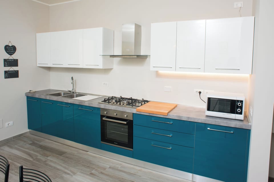Apartment | Private kitchenette | Fridge, microwave, oven, dishwasher