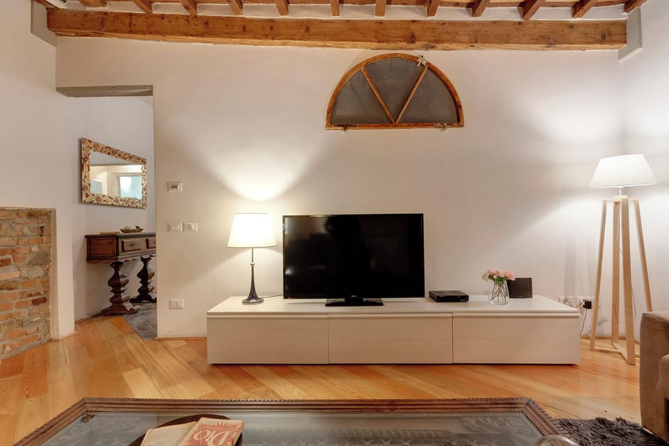Apartment | Living area | 24-inch flat-screen TV with digital channels