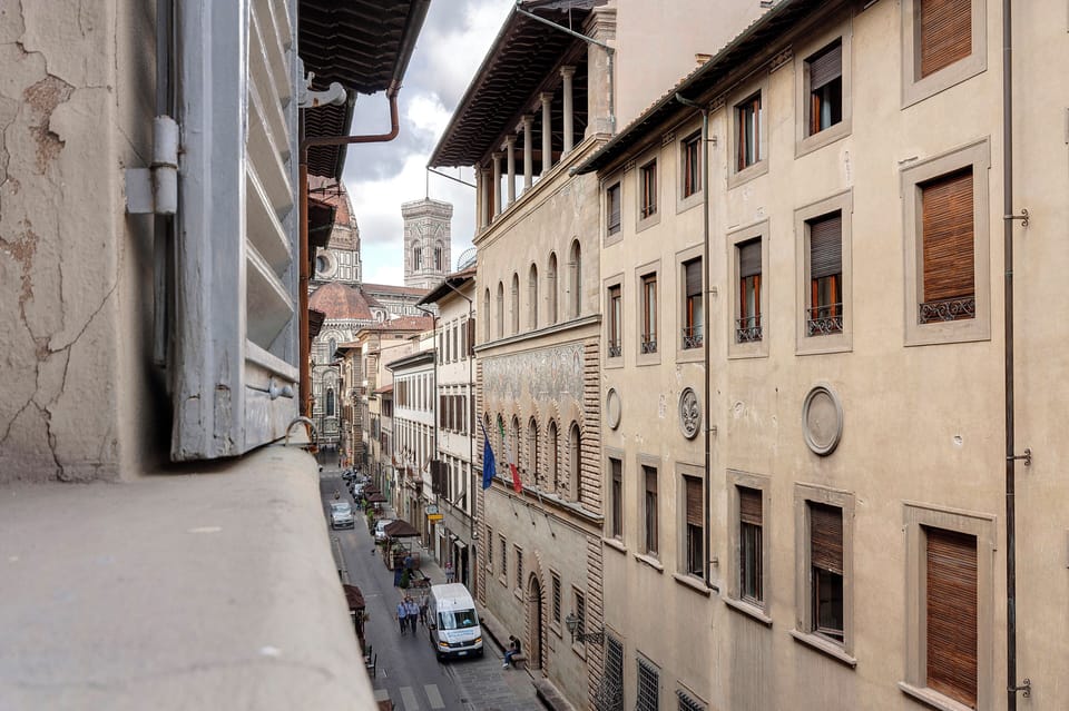 Apartment | Street view