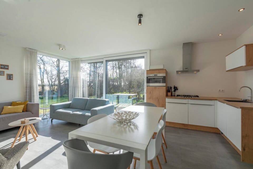 House | Dining