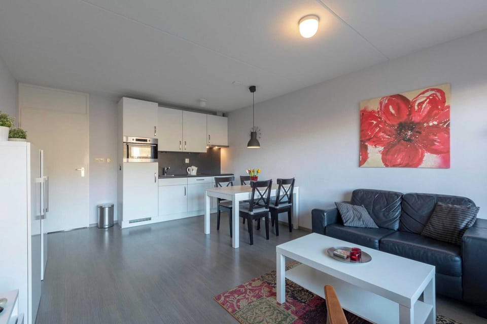 Apartment | Dining