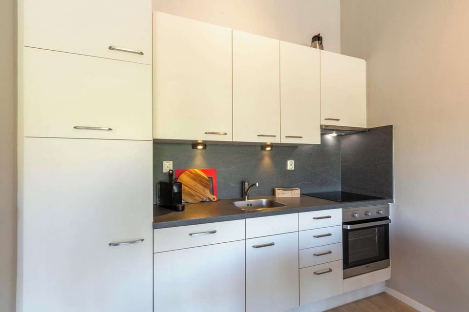 Apartment | Private kitchen | Electric kettle, toaster