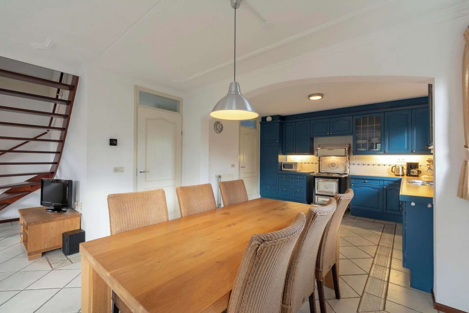 Villa | Dining