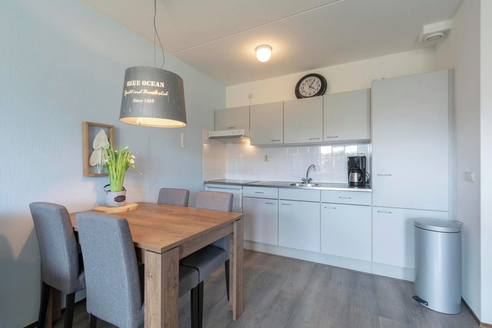 Apartment | Dining