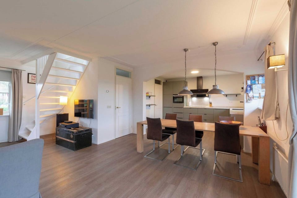 Villa | Dining