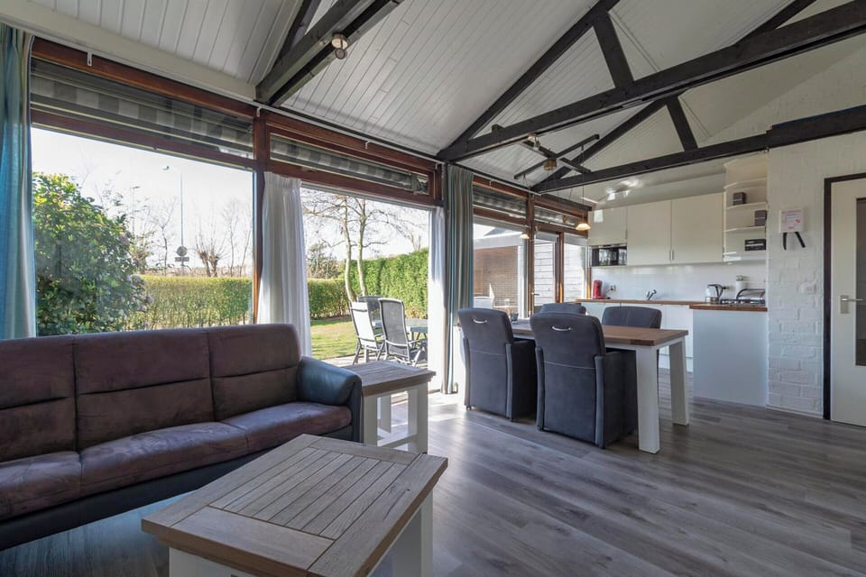 Bungalow | Living room