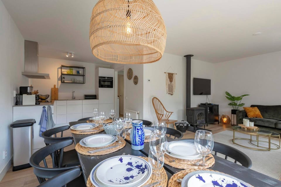 Villa | Dining