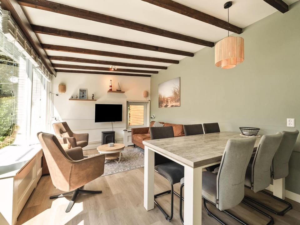 Bungalow | Living room