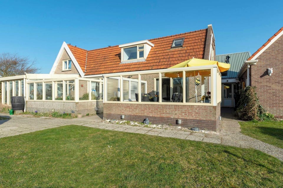 Bungalow | Exterior