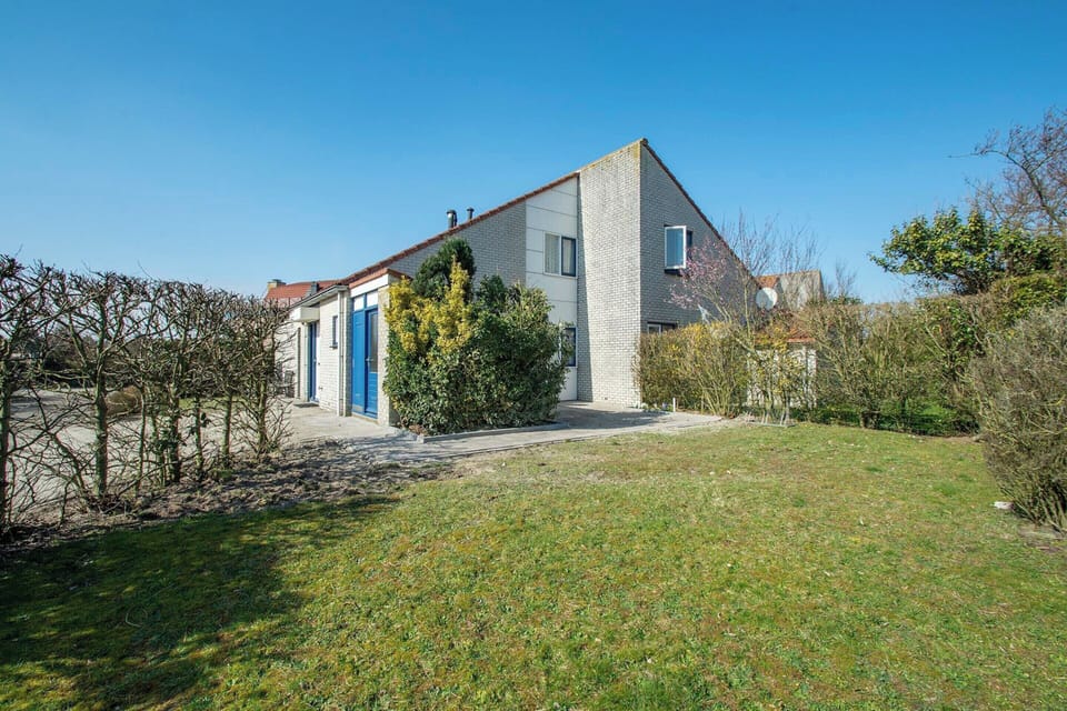 Villa | Garden