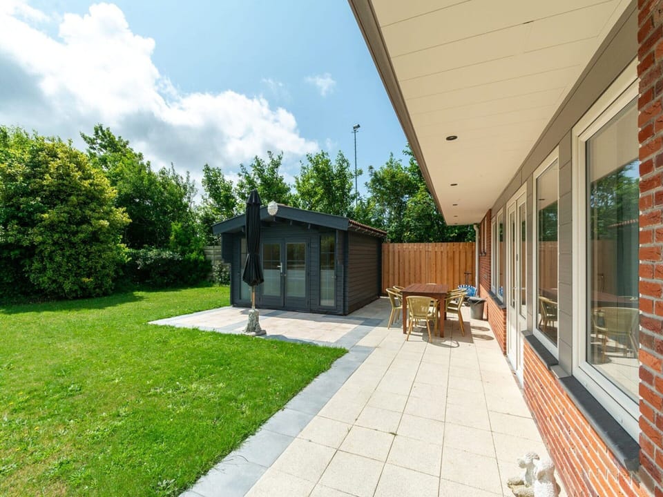 House | Balcony