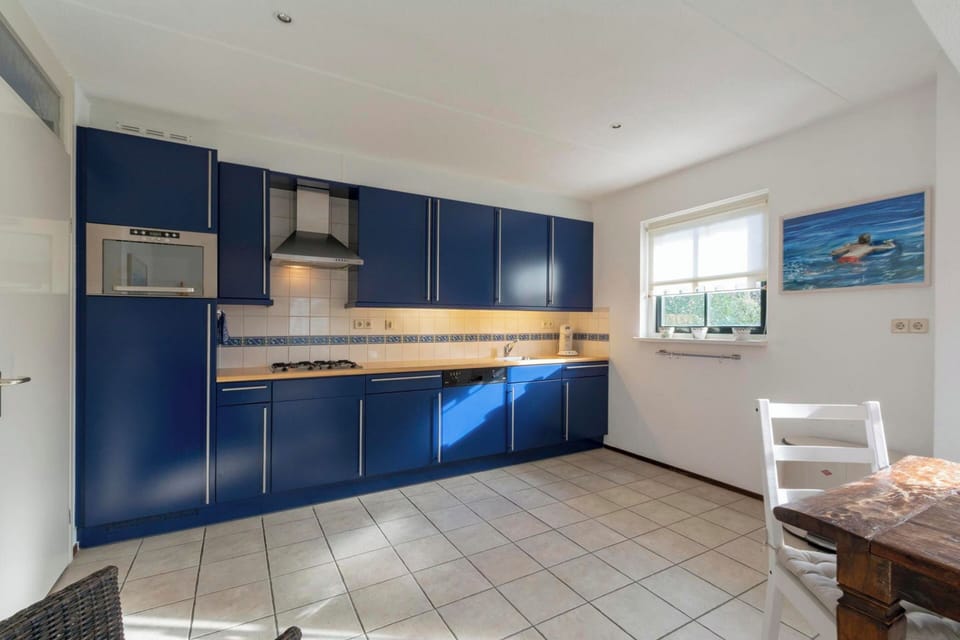 Villa | Private kitchen | Electric kettle, toaster