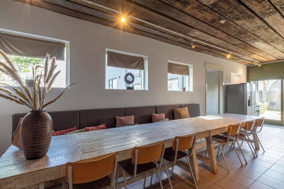 Villa | Dining
