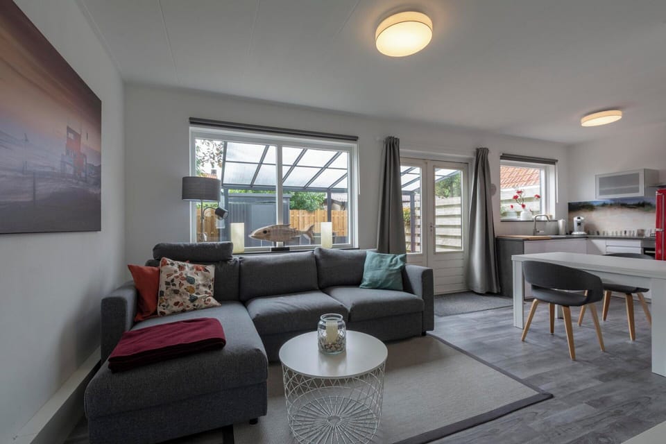 House | Living room | Flat-screen TV