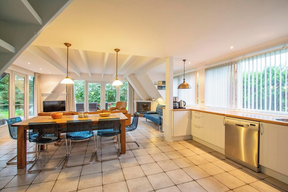 Villa | Dining