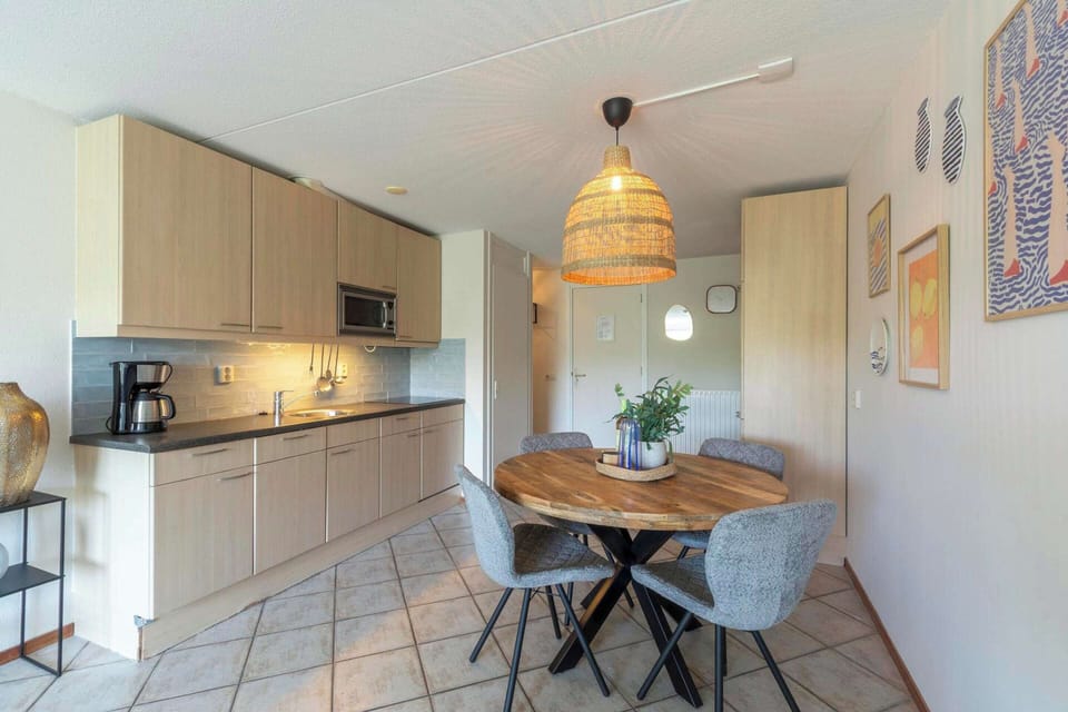 Apartment | Dining