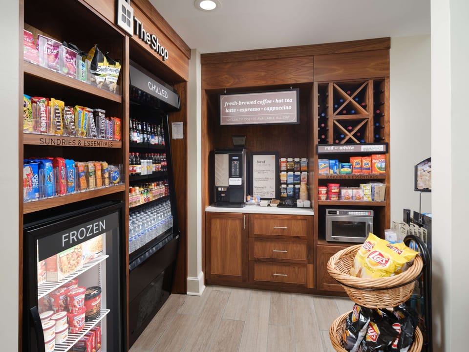 Snack bar