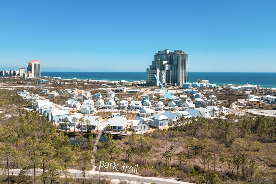 Best of both worlds with easy access to the beach and Gulf State Park trails!