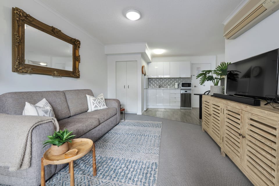Living 2 unit 48 small