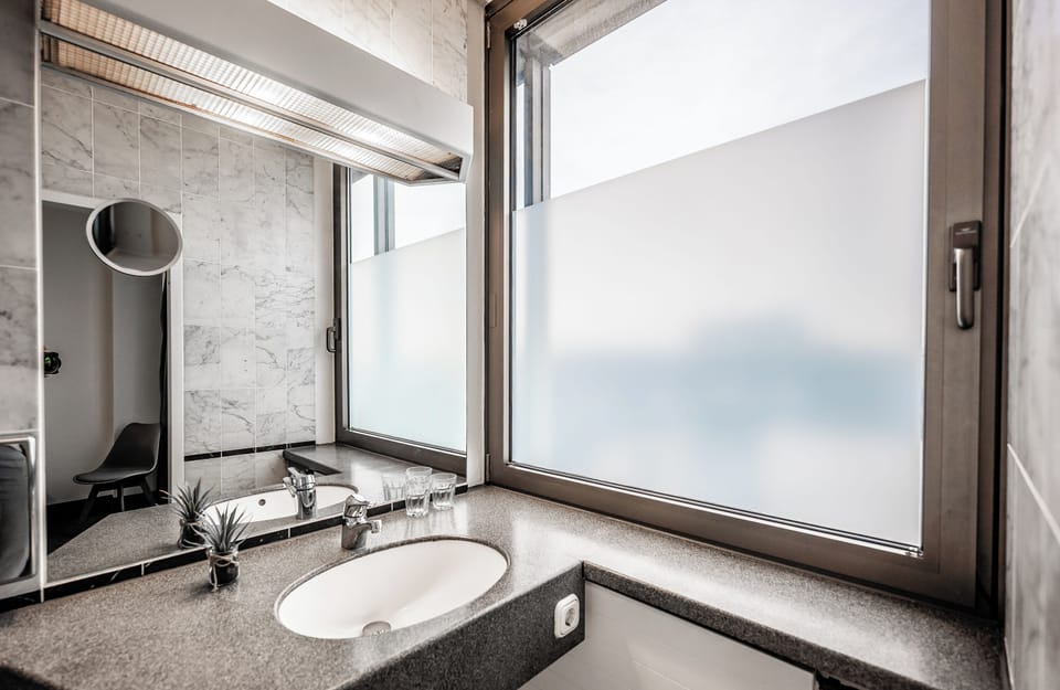 Towels, soap, shampoo, toilet paper