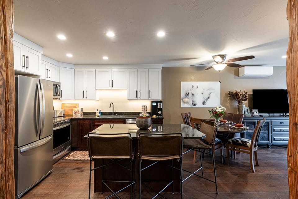 Modern kitchen