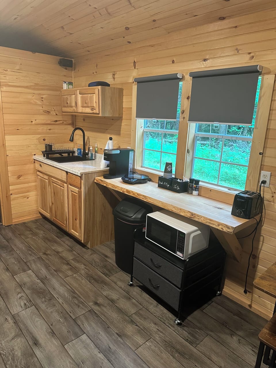 Kitchen area 