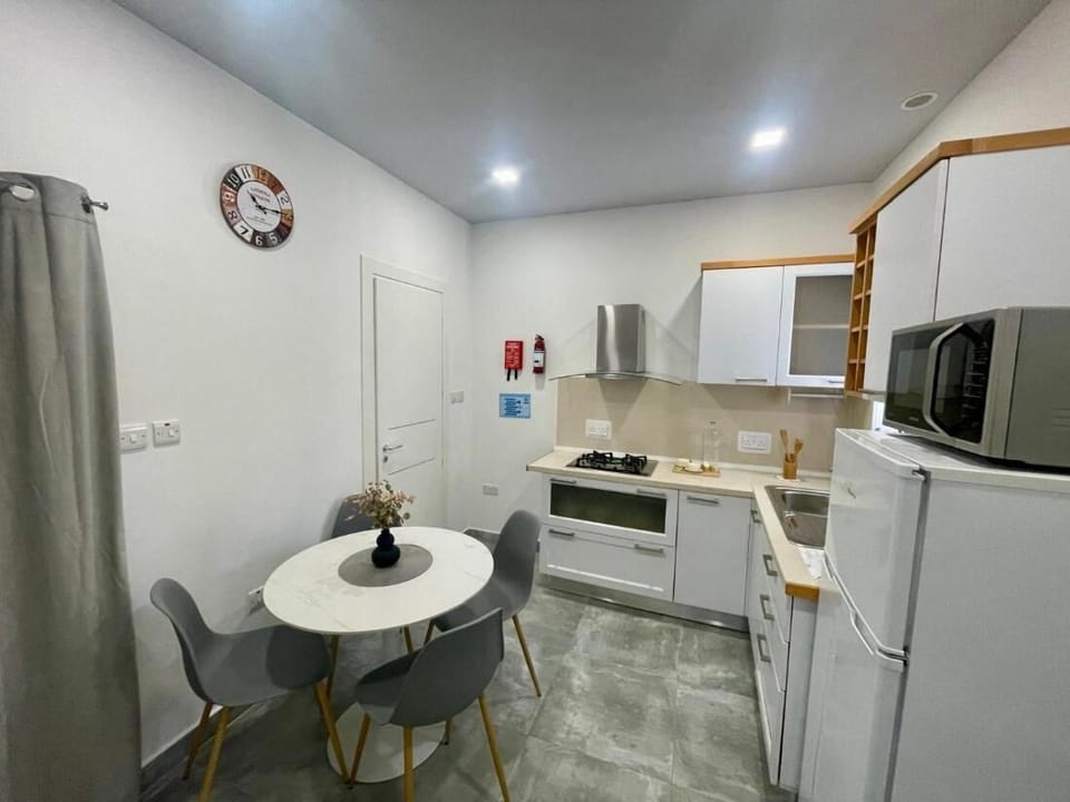 Apartment, 1 Bedroom | Interior