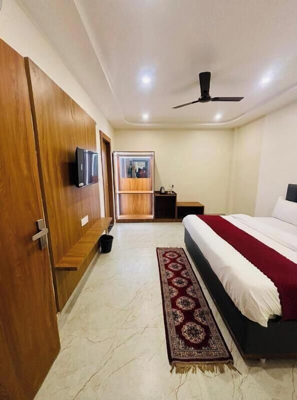 Deluxe Room | Free WiFi