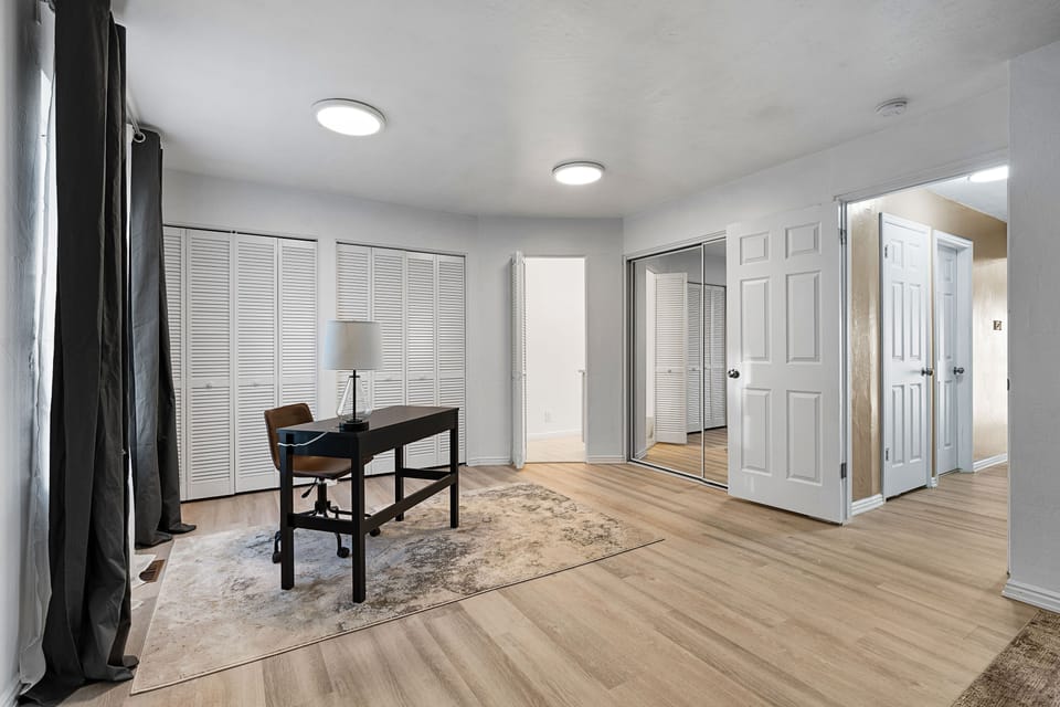 House, 5 Bedrooms | Interior