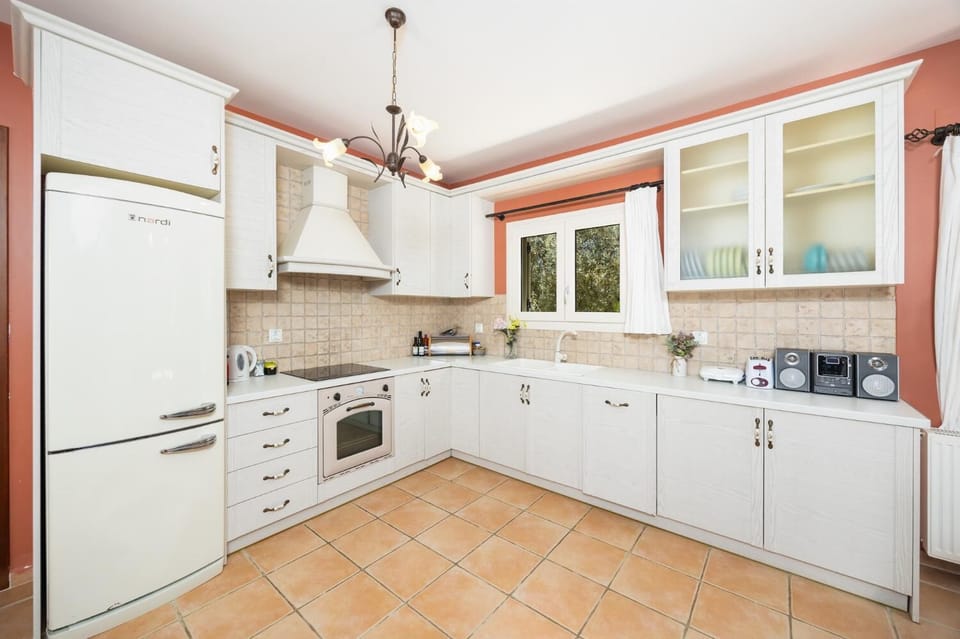 Equipped kitchen