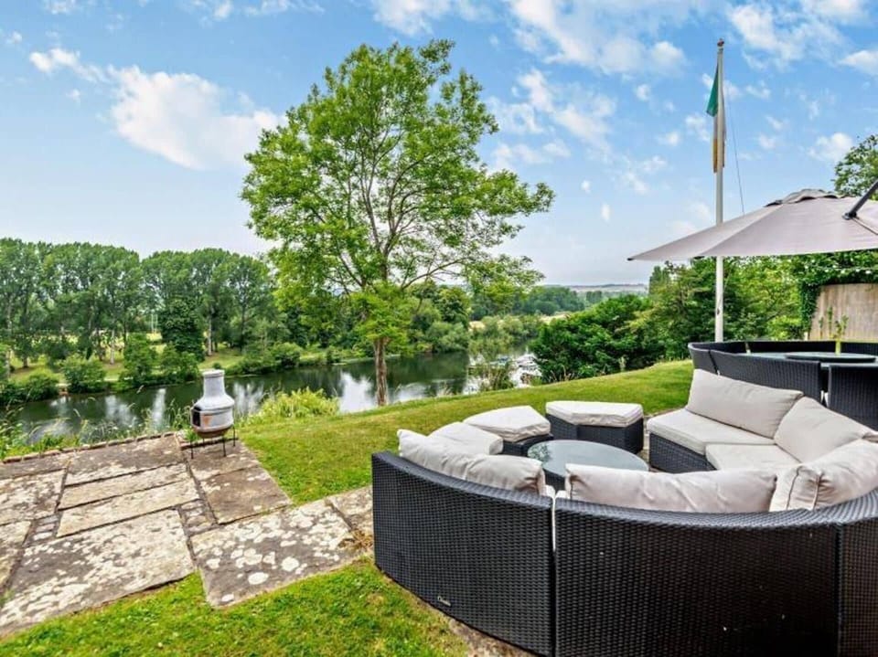 House | Property grounds