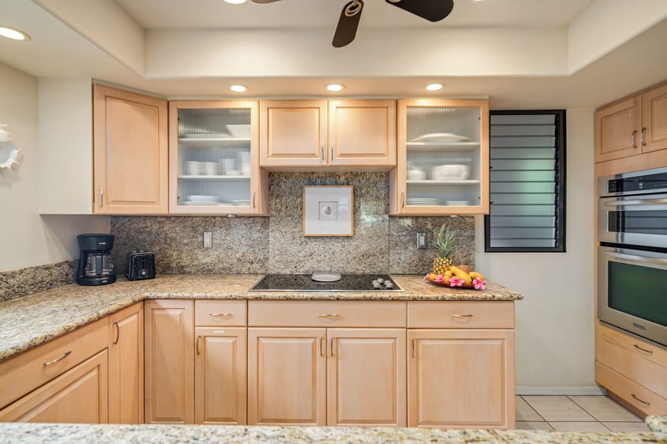 Large open kitchen, stocked to support all cooking desires