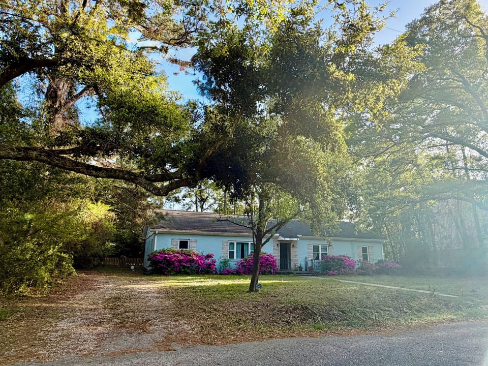 Showing guest driveway on the left. Room for 3 cars