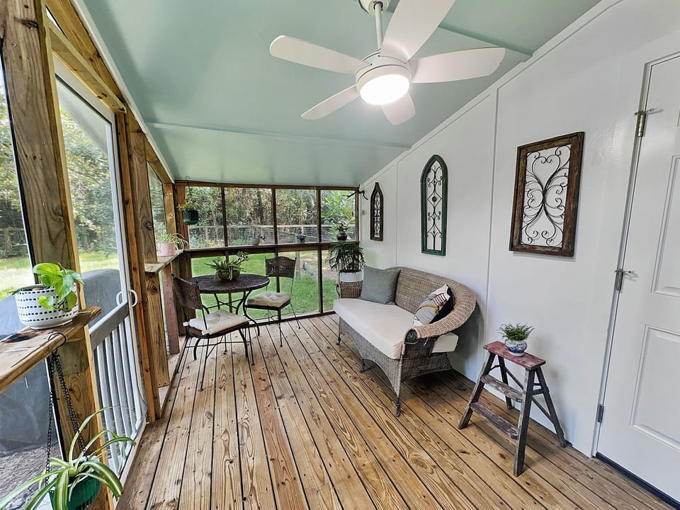 Relax on the screen porch!