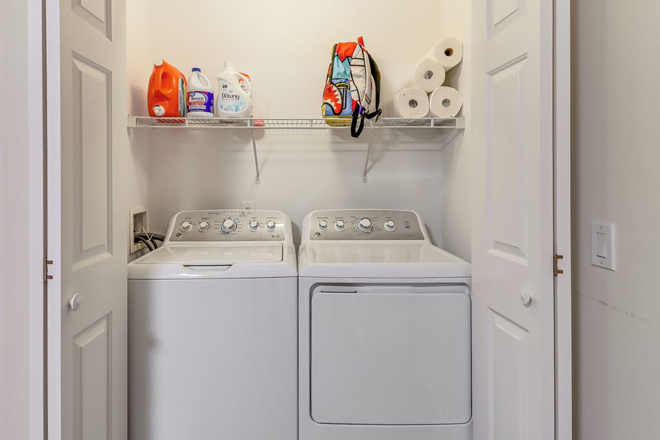 Washer & Dryer | Detergent Provided