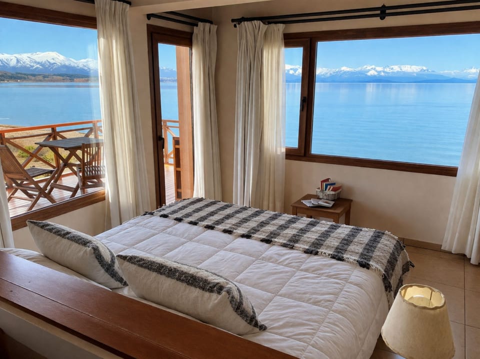 Bed,Photo of the whole room,View(from property / room),Garden view,Lake view,Bird's eye view