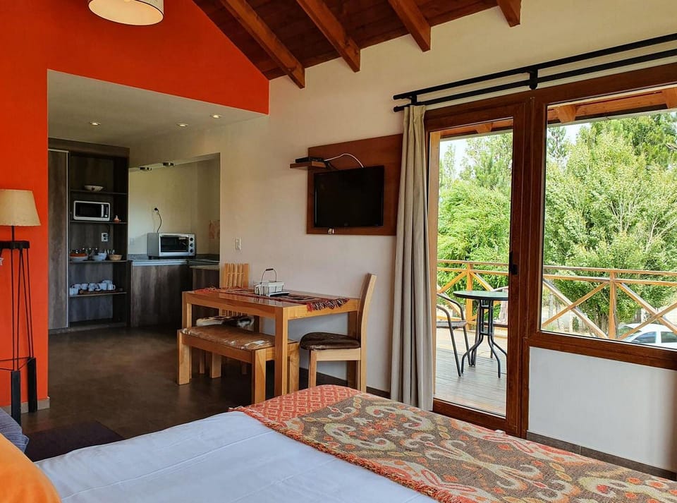 Bed,Dining area,Living Room
