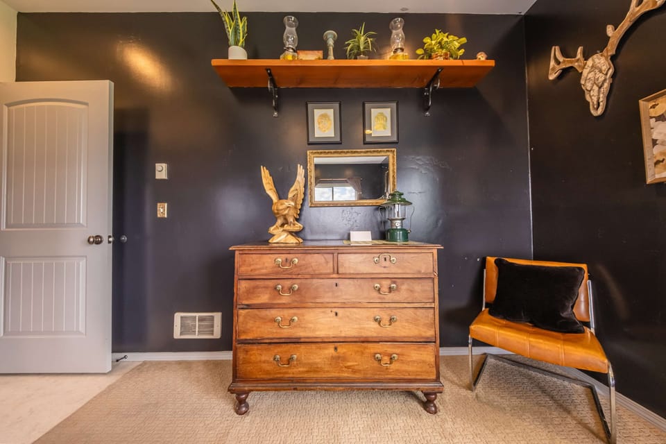 Bedroom 1 with king bed, and ensuite