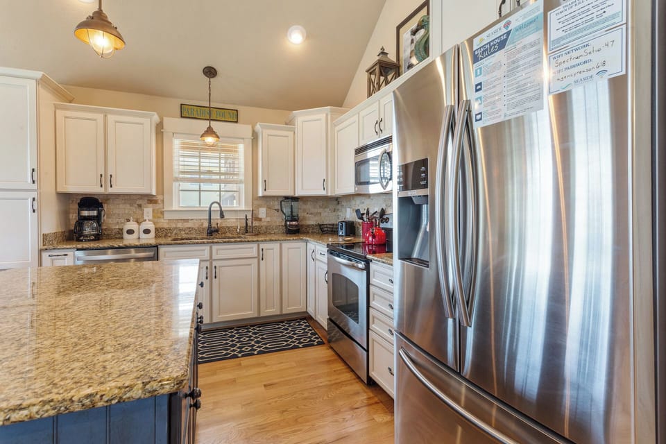 Head to the fully equipped Kitchen to whip up something delicious that everyone will enjoy.