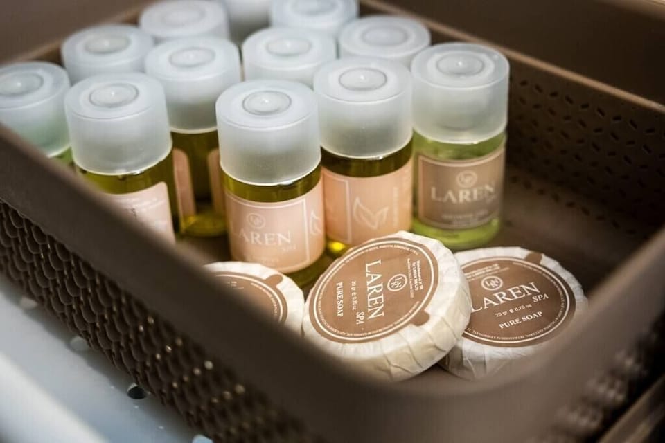 Bathroom amenities