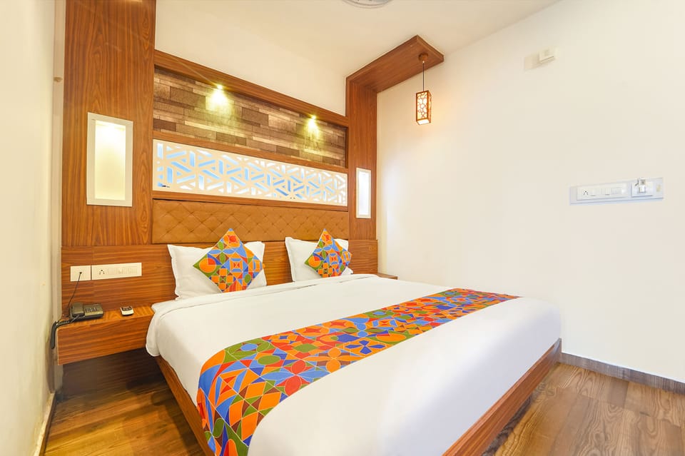 Deluxe Room | Egyptian cotton sheets, premium bedding, in-room safe, free WiFi