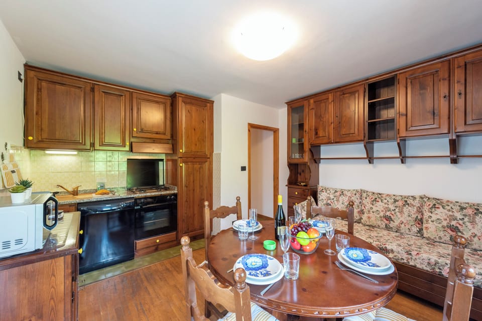 Living and dining room