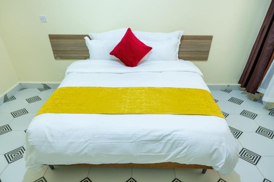 Standard Double Room, City View | Desk, free WiFi