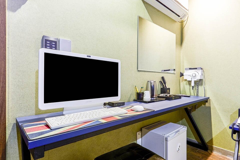 Standard Double Room, City View | Desk, laptop workspace, free WiFi