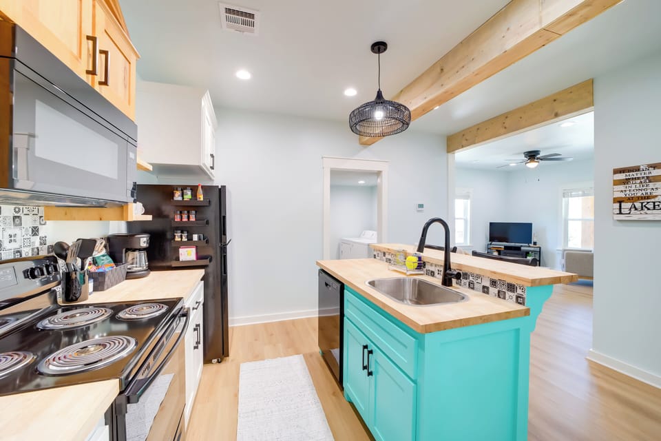 House (2 Bedrooms) | Interior