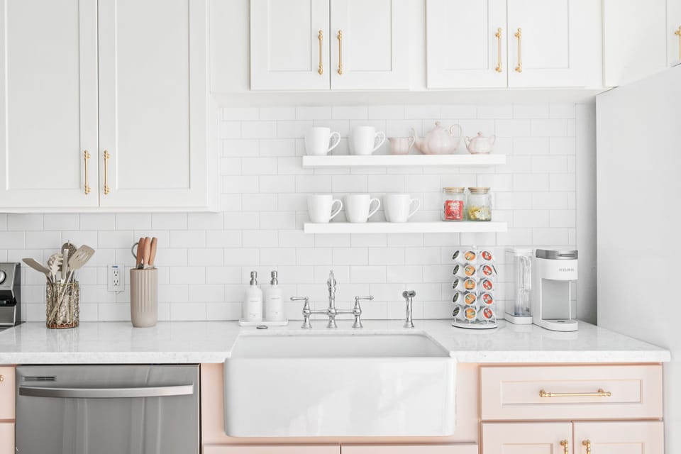 [Kitchen 2F] - We are commited to make you feel like home. 